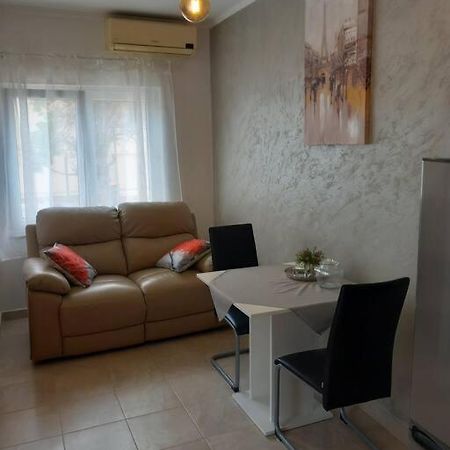 Apartmani Mira ซาดาร์ ภายนอก รูปภาพ