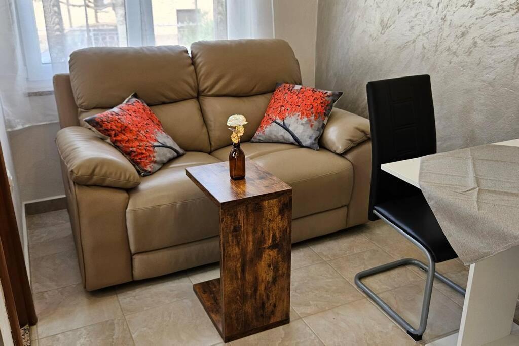 Apartmani Mira ซาดาร์ ภายนอก รูปภาพ